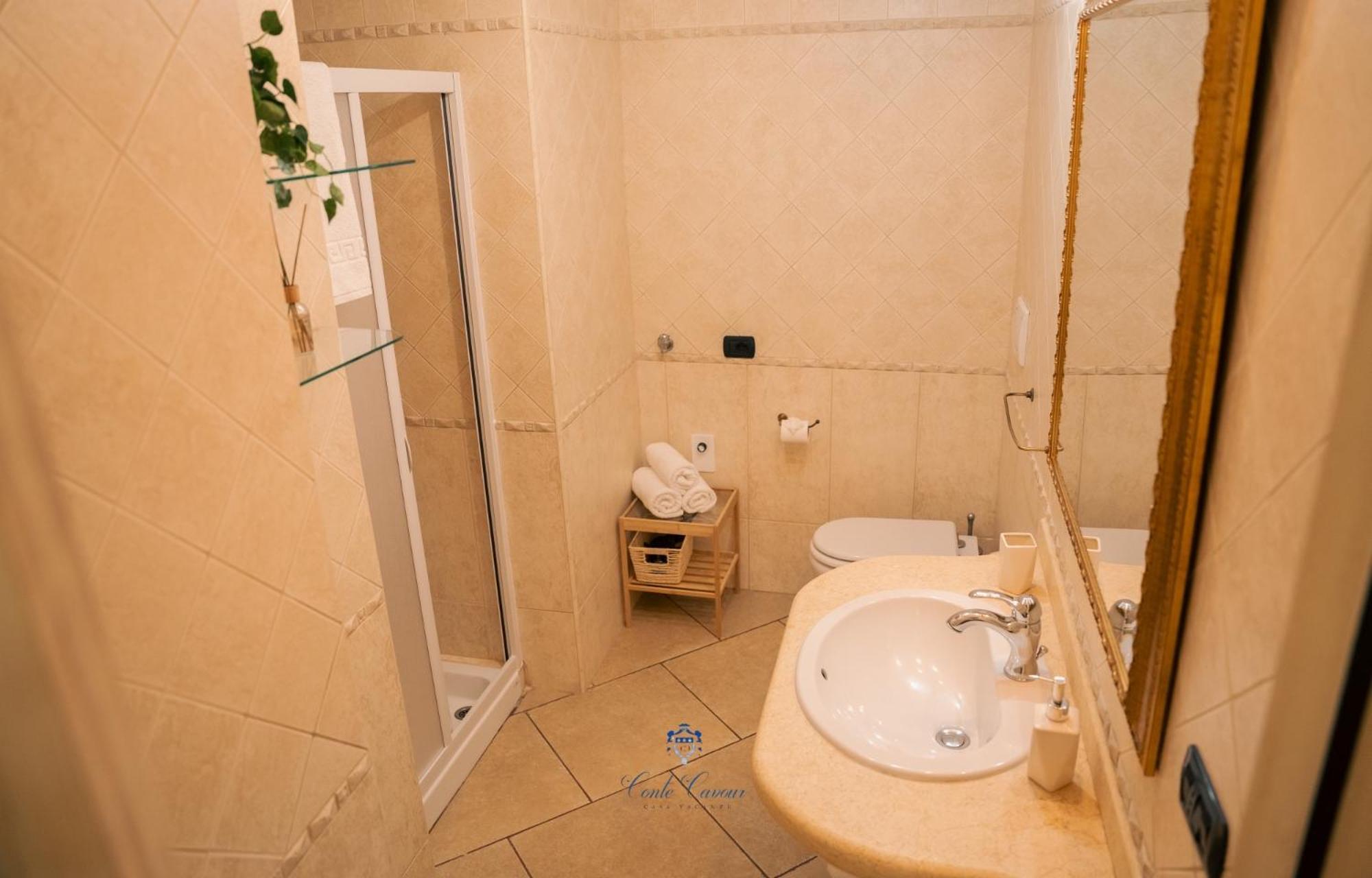 Conte Cavour - Casa Vacanze Laterza Esterno foto