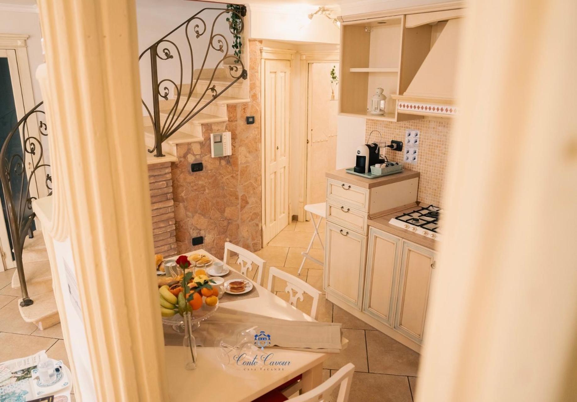 Conte Cavour - Casa Vacanze Laterza Esterno foto